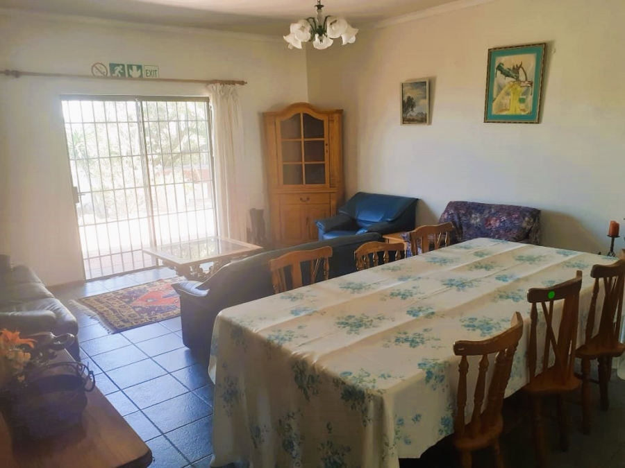 To Let 4 Bedroom Property for Rent in Country Club Western Cape